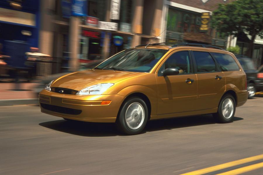  Ford Focus Wagon 1999 года  (фото 59 из 75)